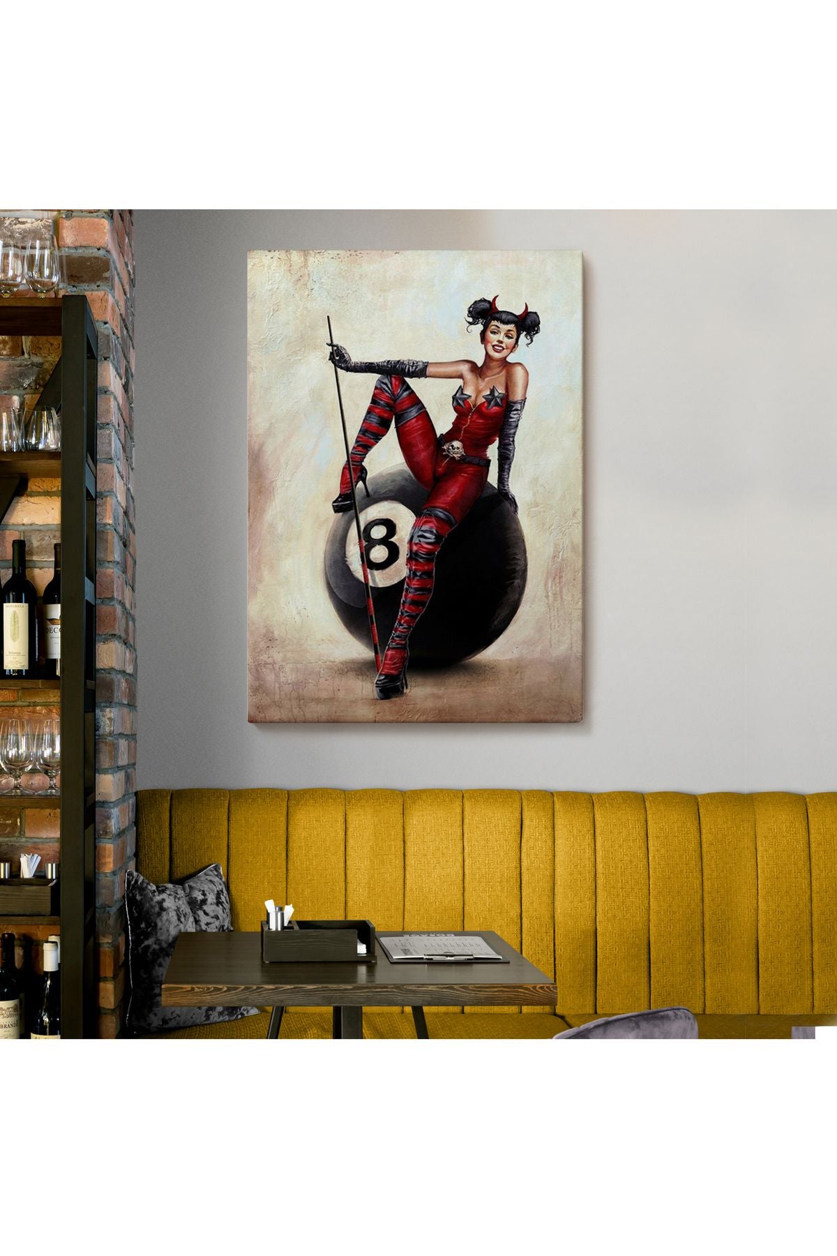 Bilardo Topunun Üstünde Oturan Pub Kızı Duvar Tablosu-6230