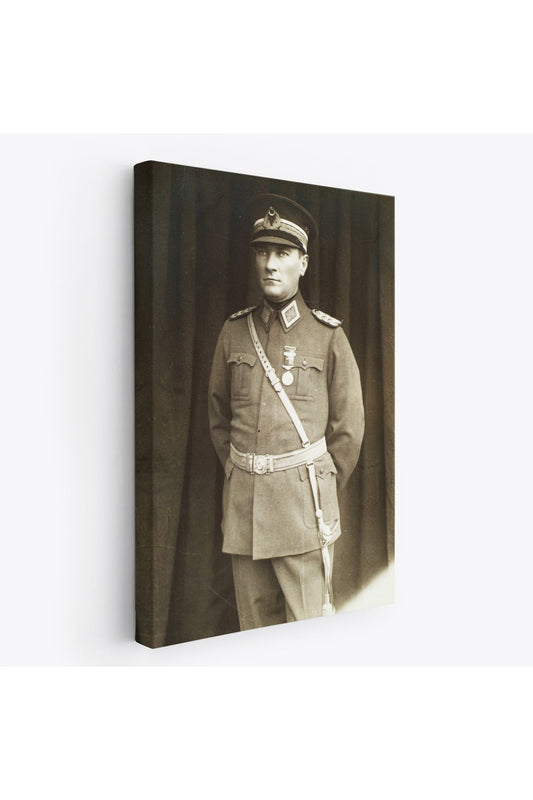Atatürk Portre Tablosu Türkiye Cumhuriyeti Kurucusu Mustafa Kemal Atatürk Dekoratif Tablo-CU-73