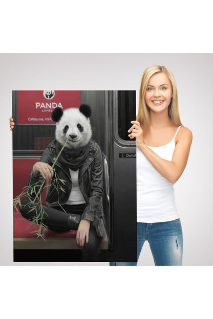 Gerçek Metroda Panda Başlı İnsan Kanvas Tablo-5228