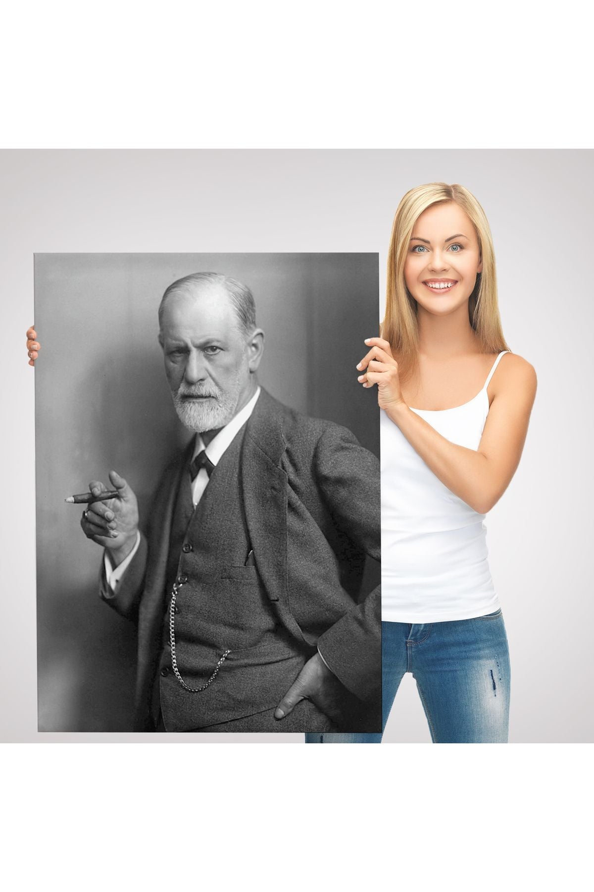 Sigmund Freud Elinde Puro ile Siyah Beyaz Fotoğrafı Kanvas Tablo-5238