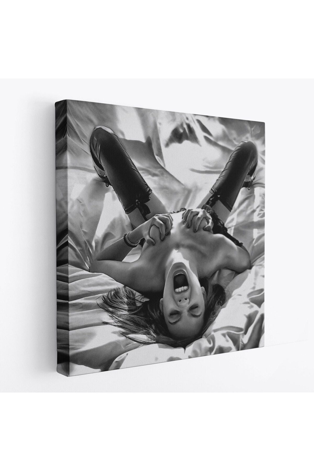 Çığlık atan Çıplak Güzel Kadın Kanvas Tablo, Siyah Beyaz Tablo-5333B