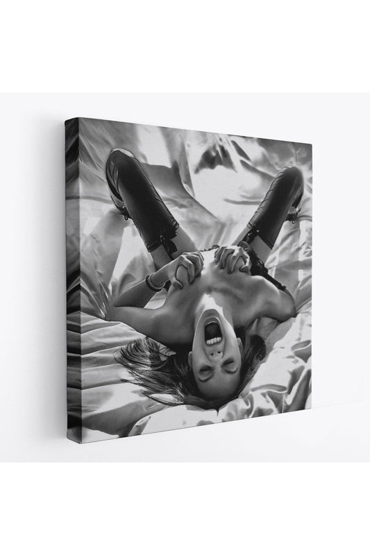 Çığlık atan Çıplak Güzel Kadın Kanvas Tablo, Siyah Beyaz Tablo-5333B