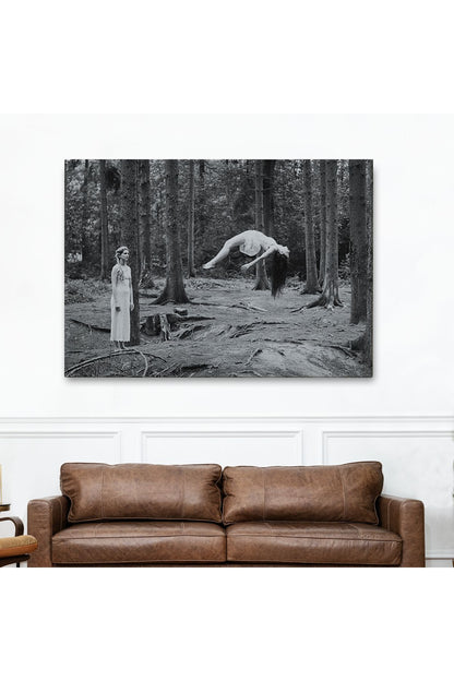 Yerden Yükselen Büyücü Kadın Tablosu-6575