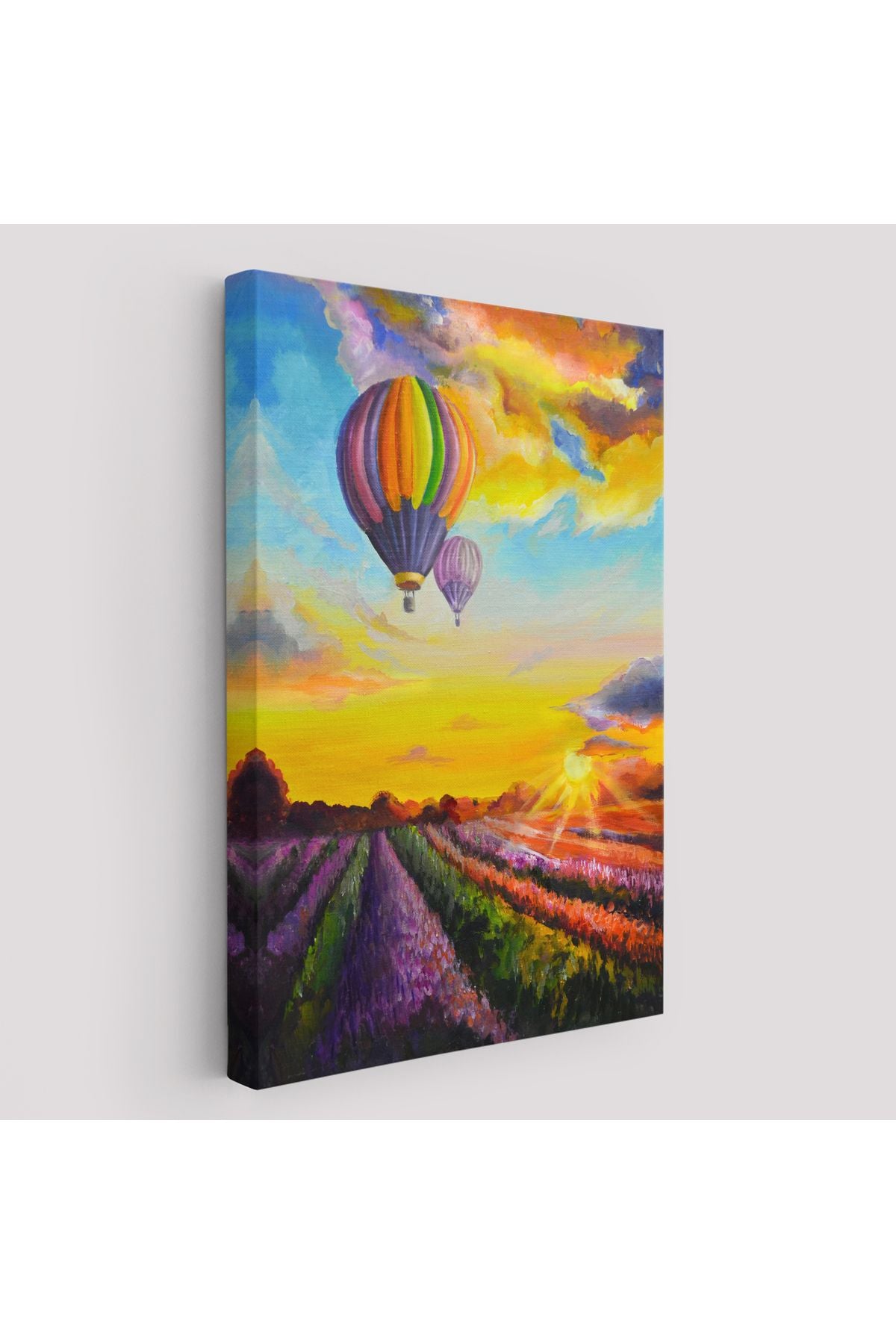 Lavanta Bahçesi Üzerinde Uçan Hava Balonu Yağlıboya Görünüm Kanvas Duvar Tablosu-5940