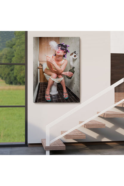 Tuvaletteki Kadın Kanvas Tablo-5104