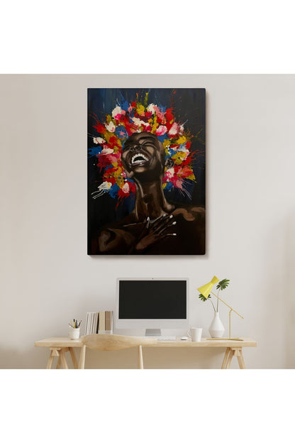 Yağlıboya Görünümlü Renkli Saçlı Gülen Siyahi Kadın Tablosu-6367