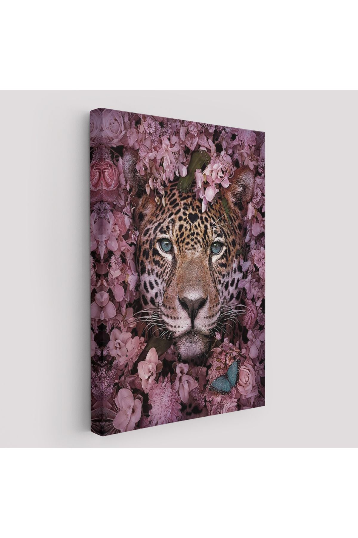 Pembe Çiçekler Arasında Vahşi Leopar Dekoratif Duvar Tablosu-6195