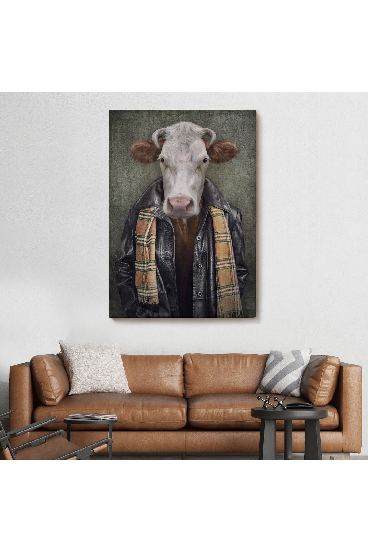 YB HG İnek Kafalı İnsan Kanvas Tablo-4997