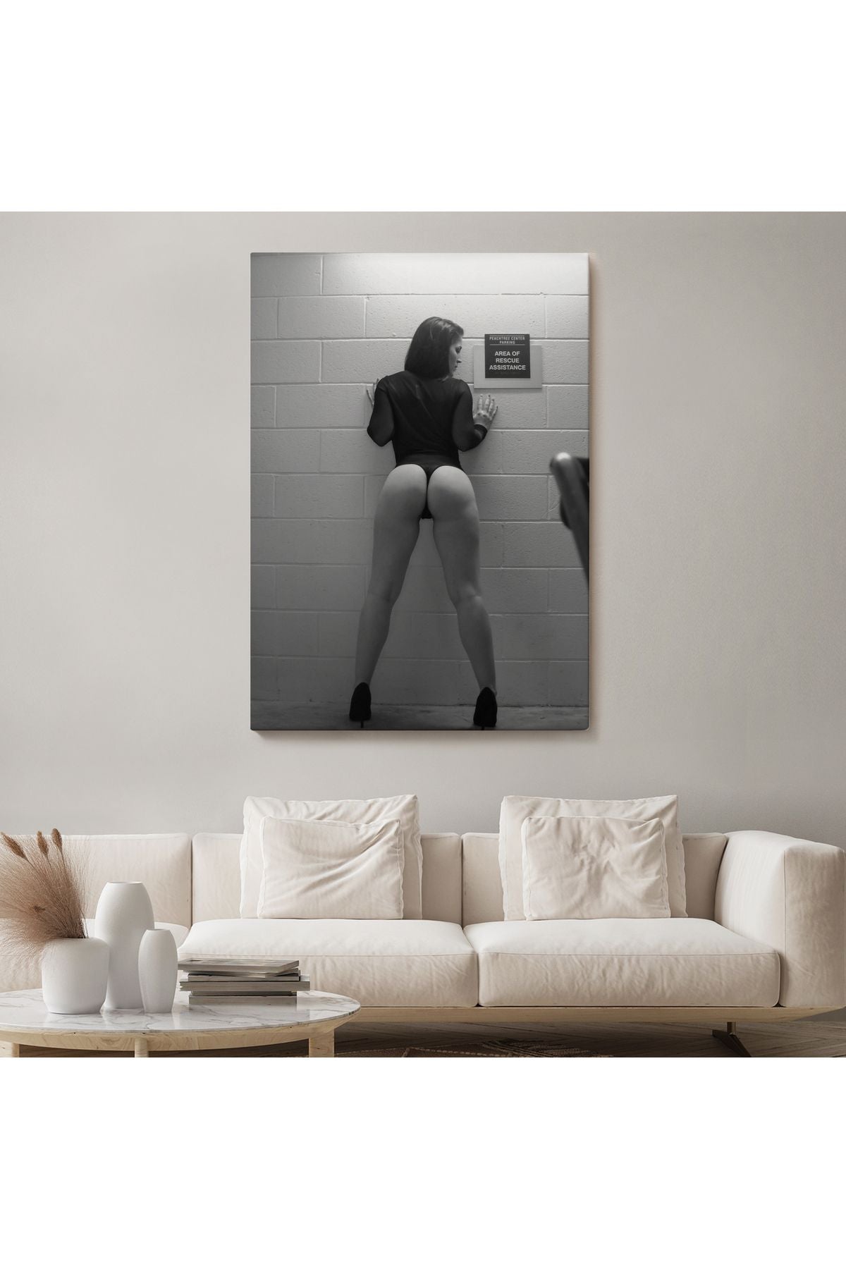 Duvara Yaslanan Pürüzsüz Seksi Adın Vücut Kanvas Tablo-5293