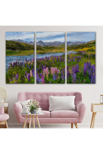 Nehir Dağ ve Mor Acı Bakla Çiçekleri Manzarası Duvar Tablosu-3759