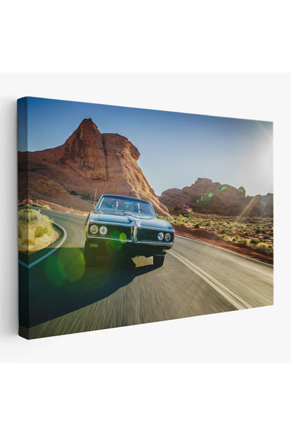 Çölde Eski Araba Dekoratif Kanvas Duvar Tablosu-3516