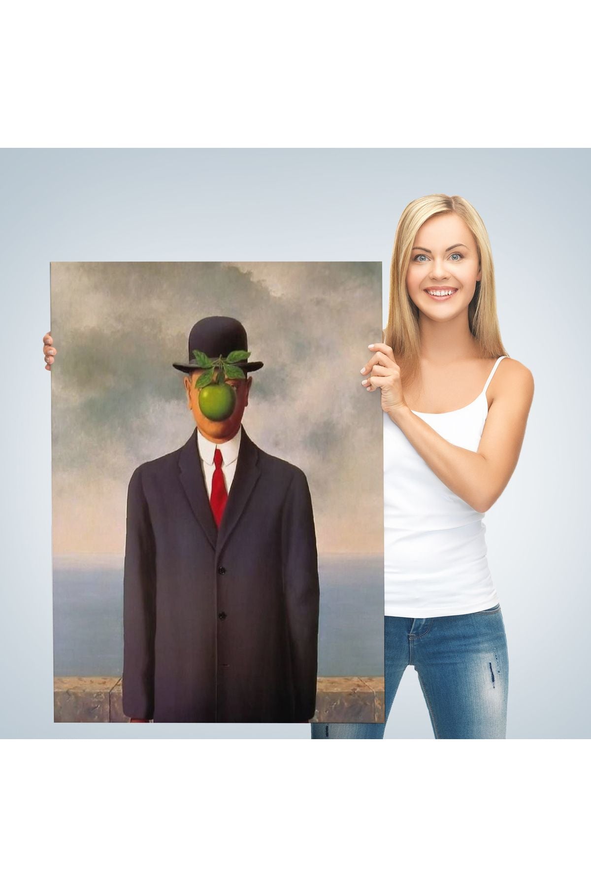 Renee Magritte'in Adamın Oğlu İsimli Eseri Kanvas Tablo-5132