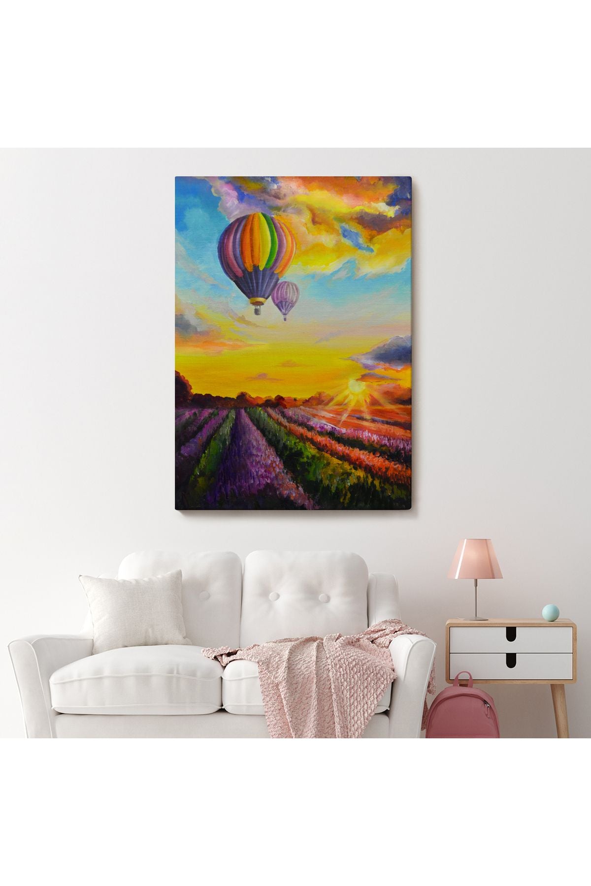 Lavanta Bahçesi Üzerinde Uçan Hava Balonu Yağlıboya Görünüm Kanvas Duvar Tablosu-5940