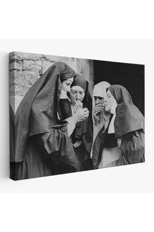 Sigara İçen Rahibeler Vintage Fotoğraf Tablo, Siyah ve Beyaz Kanvas Tablo-5376