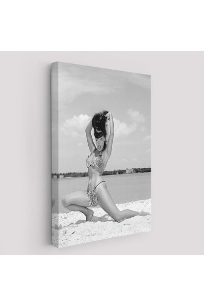 Leopar Bikinili Bettie Page Duvar Tablosu-6053