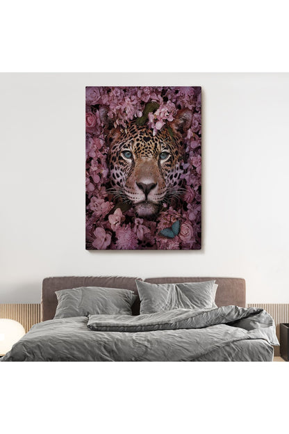 Pembe Çiçekler Arasında Vahşi Leopar Dekoratif Duvar Tablosu-6195