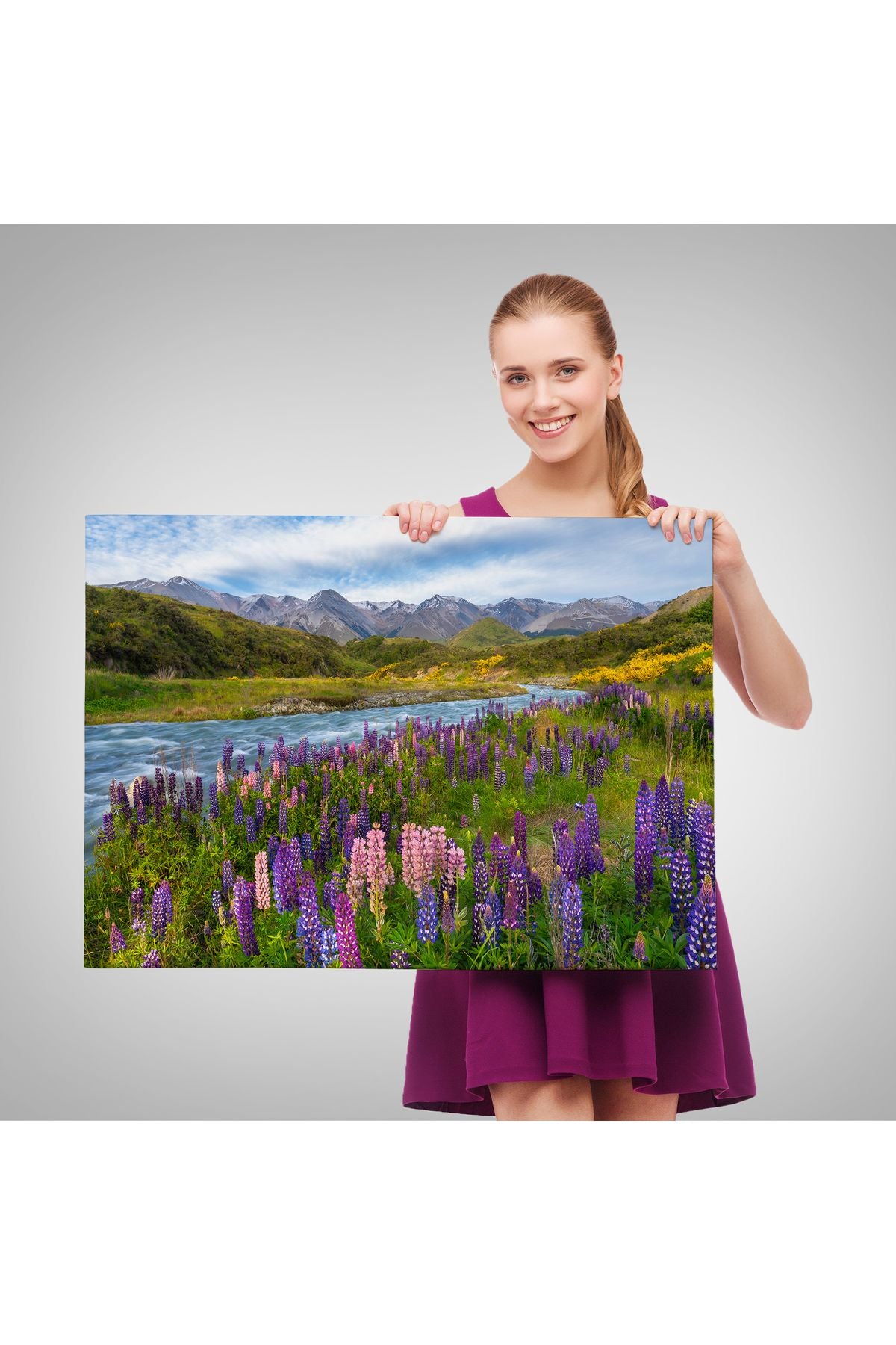 Nehir Dağ ve Mor Acı Bakla Çiçekleri Manzarası Duvar Tablosu-3759