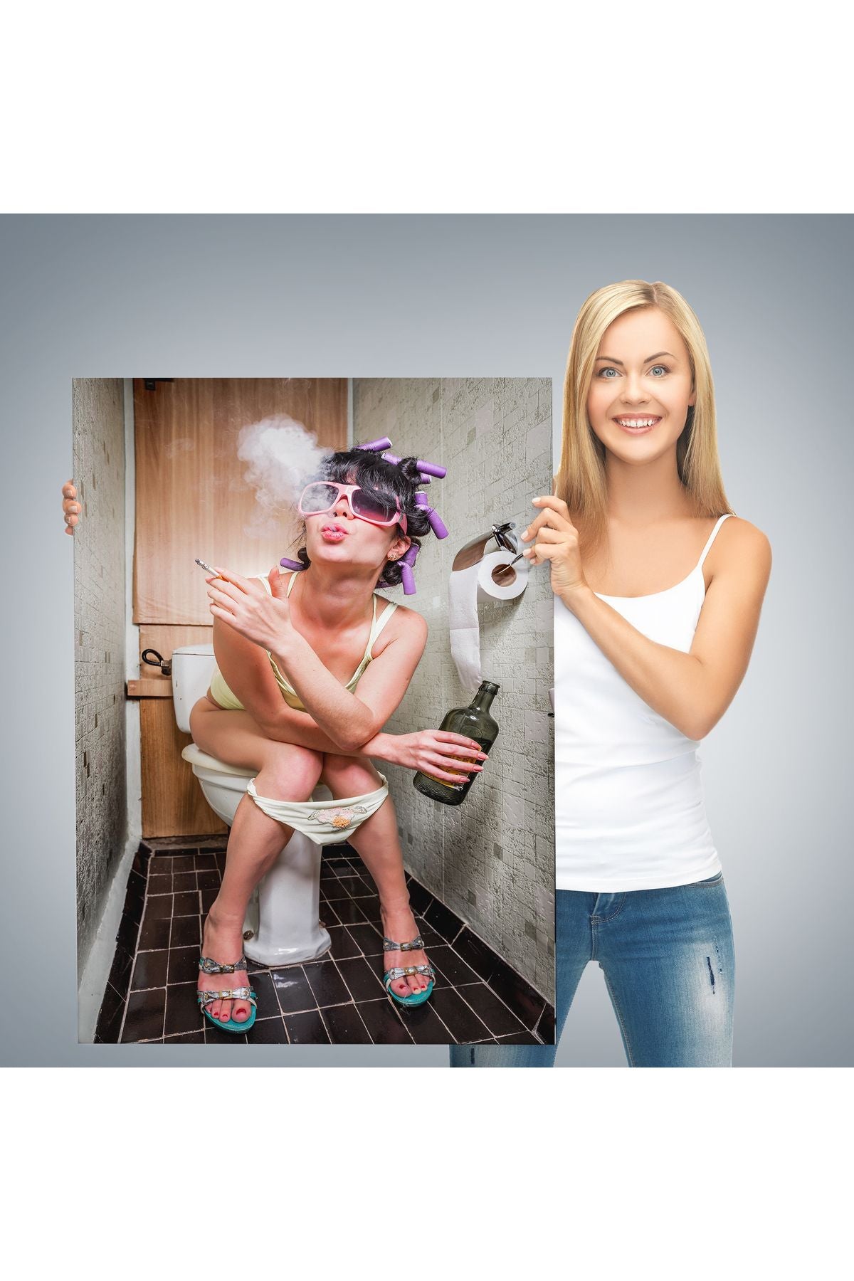 Tuvaletteki Kadın Kanvas Tablo-5104