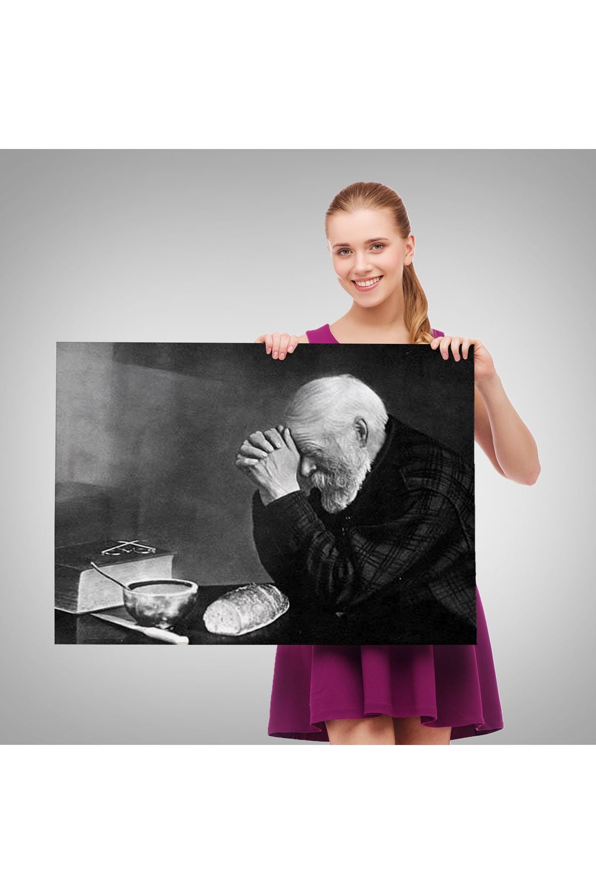 Eric Enstrom Grace Adam Ekmek Üzerinde Dua Ediyor Kanvas Tablo, Siyah Beyaz Baskı-5394