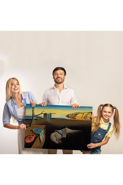 Salvador Dali - The Persistence Of Memory Tablosu ( Tek Parça )